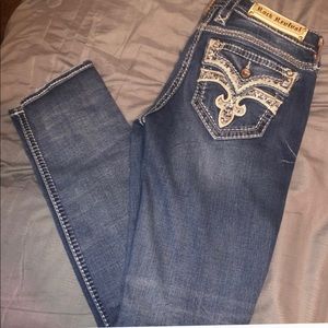 Rock revival skinny 28